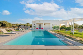 Villa with swimming pool over the sea, Puglia, Carovigno